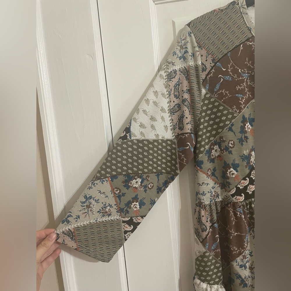 The Kings Daughter Boutique Patchwork Long Sleeve Dress!! - Picture 3 of 5